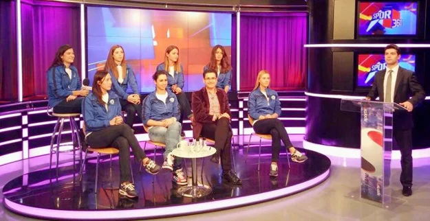 Beykoz Belediyesi Bayan Voleybol Takımı sporcuları tarafından başlatıla “Onlarla Paslaş”