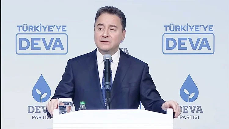 Deva Partisi Genel Başkanı Ali Babacan partisinin belediye başkan adaylarını