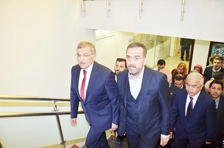 dilmac soyles KM5S58R4zw