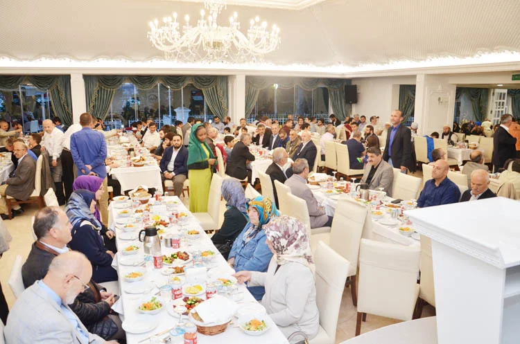 Beykoz İlçe Müftülüğü düzenlediği iftar yemeğiyle ilçe genelinde hizmetine devam
