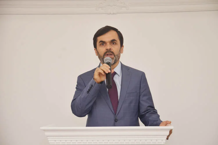 din if 17 4 LAmsWoqXeu