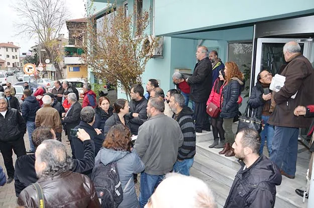 Paşabahçe Şişe Cam Sanayi Mersin Fabrikası'nda çalışırken, gerekçesiz bir şekilde