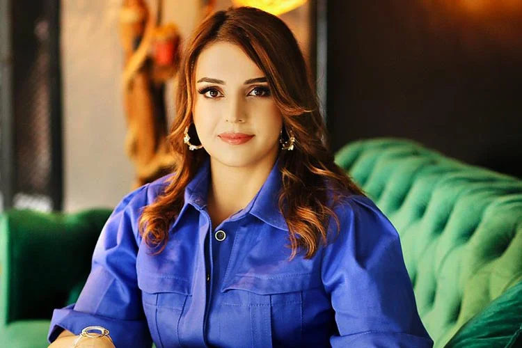 diva donna 3 WiPu1zXTZp