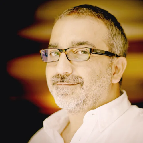 Ülkenin en önemli hikâye ve öykü yazarlarından Beykozlu Doğan Yarıcı,