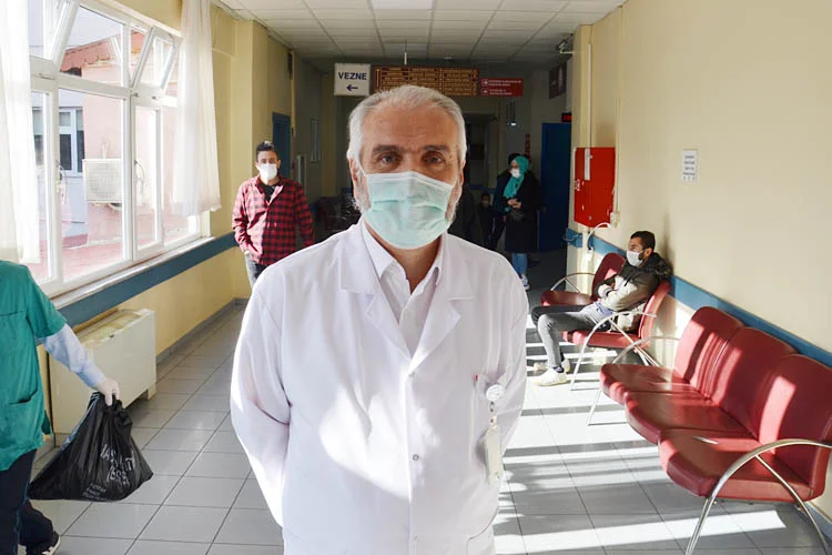 Beykoz Devlet Hastanesi Başhekimi Opr. Dr. Süleyman Erdoğdu, yakalandığı Kovid-19'u