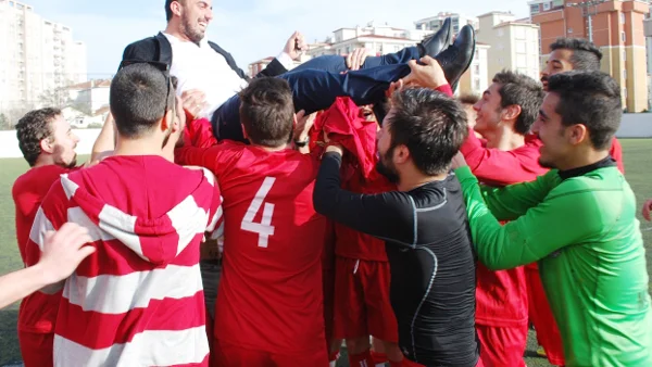 Üniversitelerarası Futbol 2. Ligi’nde mücadele veren Beykoz Lojistik Meslek Yüksekokulu,