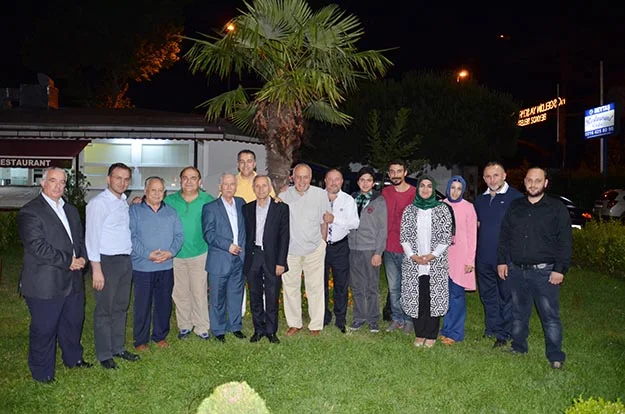 Dost Beykoz Ailesi, BEYTAŞ Tesisleri'nde düzenlediği İftar Sofrası'nda yöneticilerini, yazar