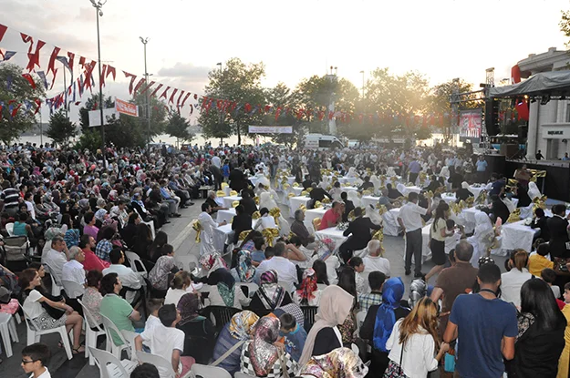Beykoz Belediyesi tarafından düzenlenen 450 çocuğun toplu Sünnet Düğünü'nün ardından