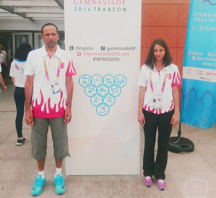 Dünya Liselerarası Atletizm Şampiyonası'nda Sorumlu Antrenör olarak seçilen Uğur Özdemir'in