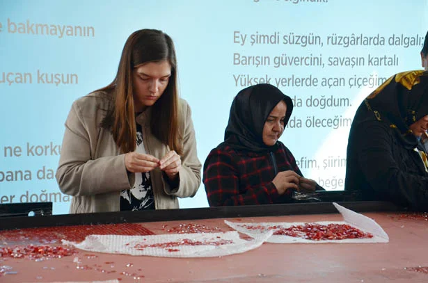 dunyaninenbuyugubeykozda 2 F5mKKUEv C