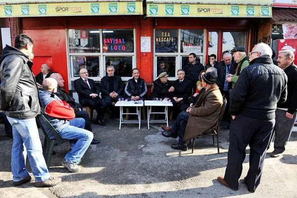 Tarihi ve doğal güzellikleriyle turistlerin uğrak noktası olan Anadolukavağı, meydan