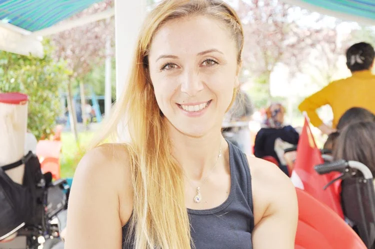 ebru bulgurcu 2016 3 mf8zpOFTBC