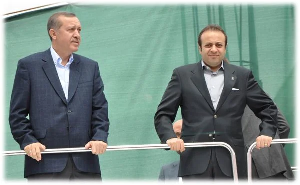 Başbakan Recep Tayyip Erdoğan sevenleriyle buluşmak üzere Beykoz’a geldi… 