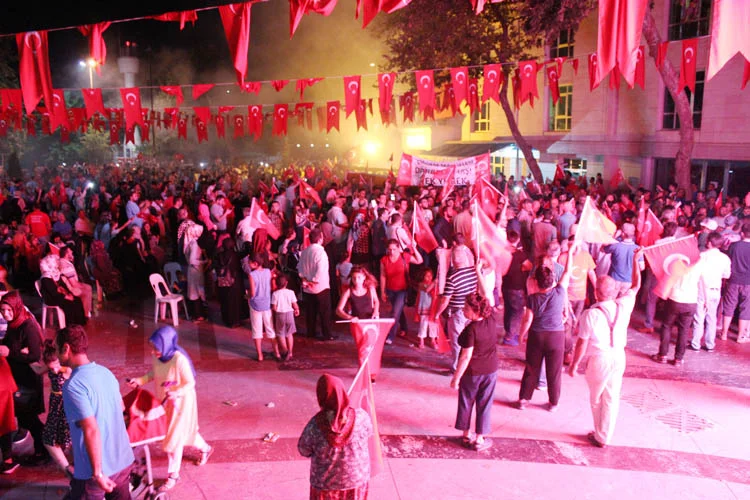 egitim camiasi darbe 18 qPj5 P4 7p