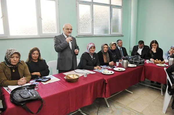 Beykoz Belediye Başkanı Yücel Çelikbilek’in ilçedeki hanımları ve hizmet taleplerini