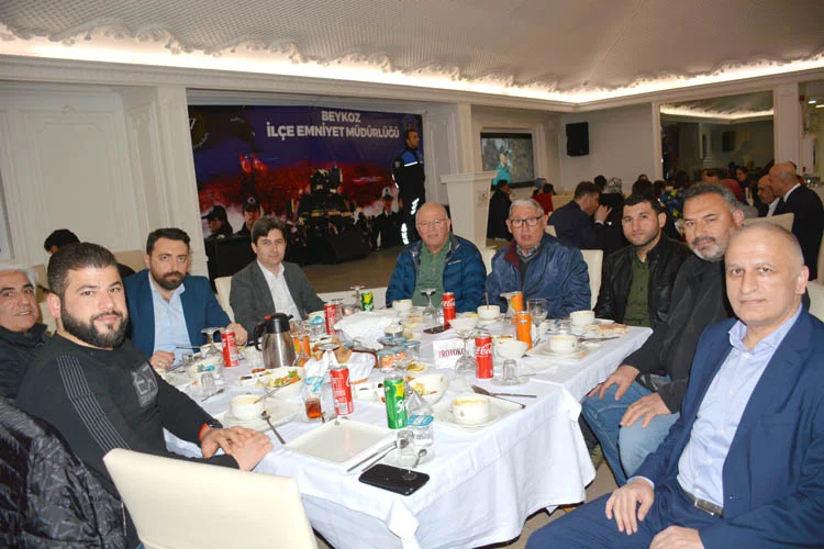 Beykoz Emniyeti iftar sofrasında bir araya geldi 3 eif wXj3NQCuUJ