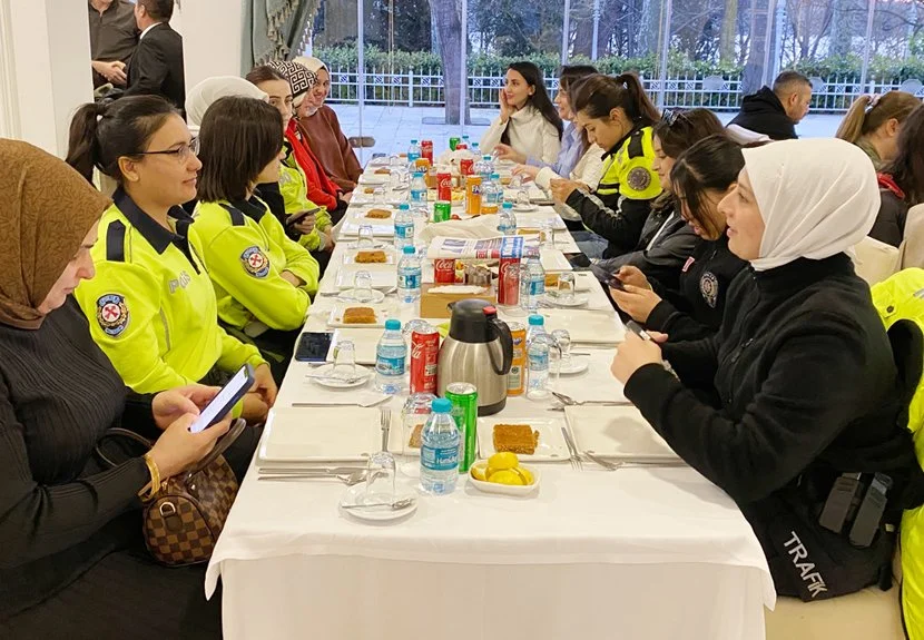 Beykoz Emniyet Teşkilatından geleneksel iftar 1 em iftar haber eRs8KAdLR6