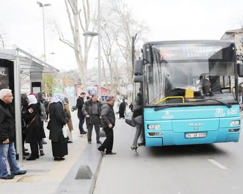 UKOME toplantısından zam kararı çıktı. Ulaşım sorunu yaşanan emekli kenti