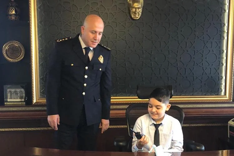 Beykoz İlçe Emniyet Müdürlüğüne 23 Nisan ziyareti 2 emniyet beykoz 2 u7mM ONGfh