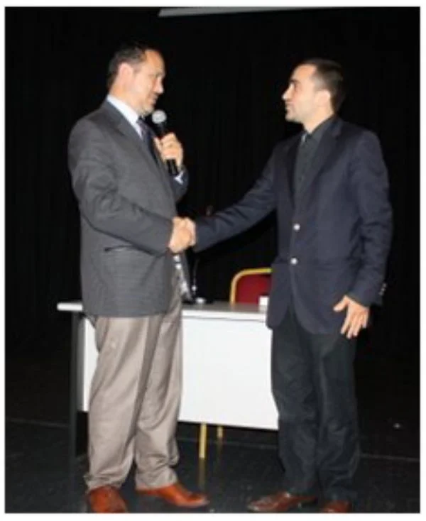 emuftusem i57Ko5hM6L