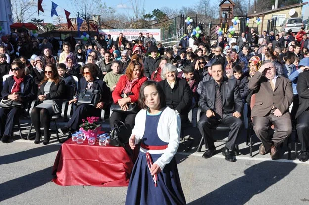 Beykoz'un Engelsiz Aslanları sahnede! 3 engelsiz aslanlar sahada 4 dpdT v07sX