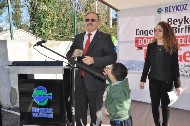 Beykoz'un Engelsiz Aslanları sahnede! 4 engelsiz aslanlar sahada 53 IwI4ZW3jmI
