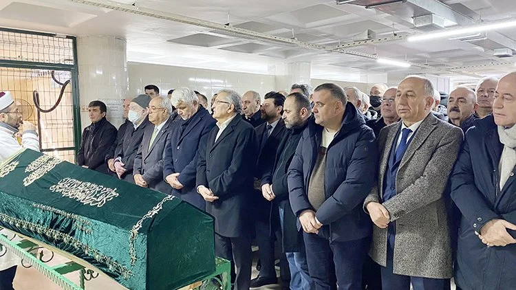 Dost Beykoz Yazarı ve Beykoz Meclis Üyeleri Derneği (BEYMEZ) Başkanı