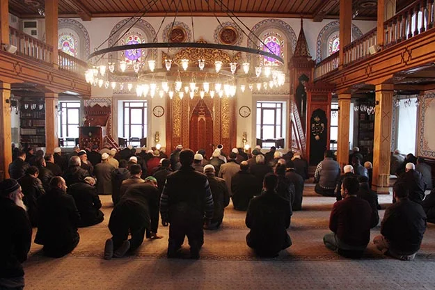 Merhum Erbakan ve şehitlerimize Beykoz’da Kuran-ı Kerim okundu 1 erbakan kur BdccpbPSOE