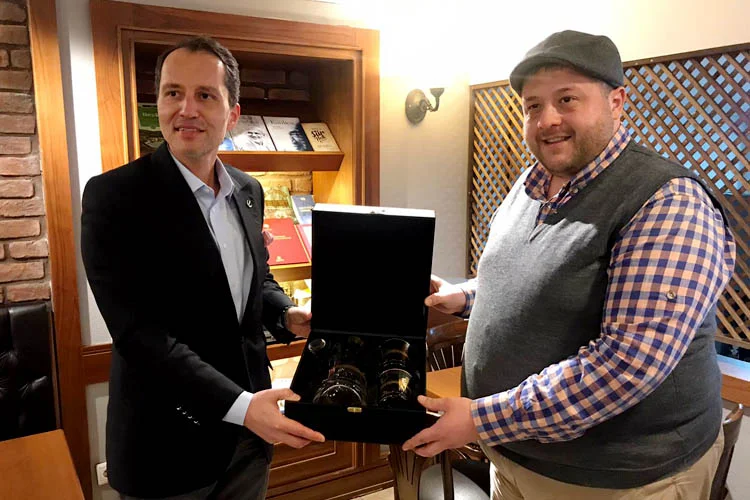 Yeniden Refah Partisi Genel Başkanı Dr. Fatih Erbakan, Beykoz'a sürpriz