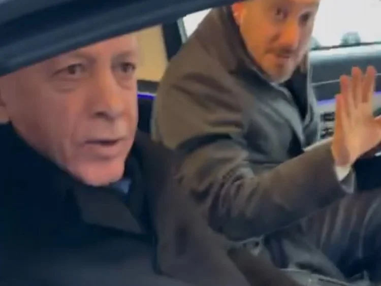 Cumhurbaşkanı Recep Tayyip Erdoğan, Pendik toplu açılış programının ardından bir