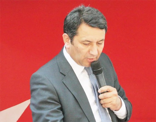 Beykoz’un simgesi haline gelen Giresunlular Kaymakdonduran Şenliği yine gövde gösterisine