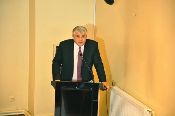 Yaklaşan 2014 Yerel seçimleri öncesi, Beykoz Belediye Meclisi son dönemece