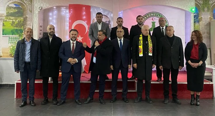 Cumhuriyet Halk Partisi Beykoz Meclis Üyesi adayı Erdoğan Karadeniz'in düzenlediği