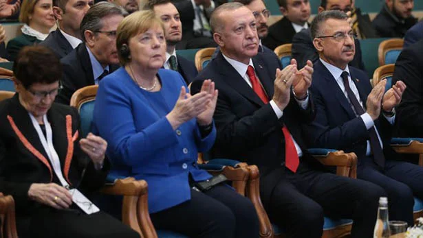 Türkiye Cumhurbaşkanı Recep Tayyip Erdoğan ile Almanya Şansölyesi Angela Merkel,