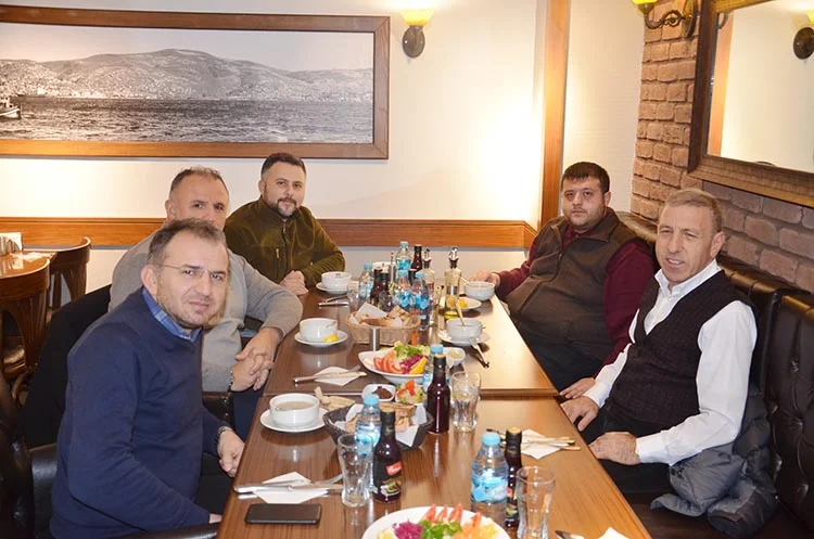 Sınıf başkanını sınıfın içinden seçmeliyiz 1 ergul 3 pIla7fA36U