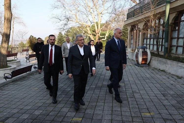 Kültür ve Turizm Bakanı Beykoz’da Yuşa Tepesini inceledi 1 ersoy2 Y2znmW0p7n