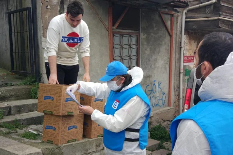Koronavirüs (Kovit-19) salgını nedeniyle evinden çıkamayan ihtiyaç sahiplerine bir destekte