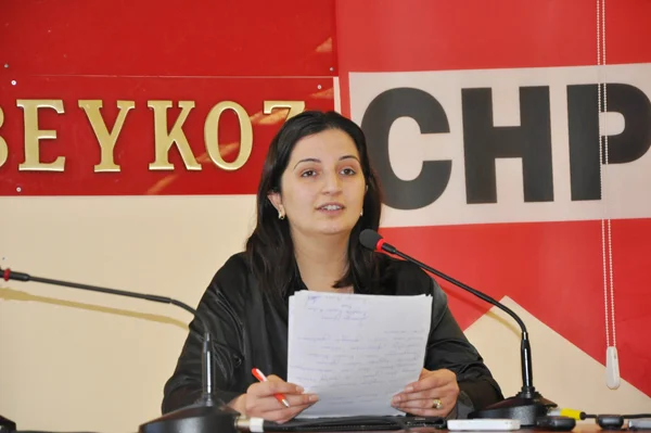 CHP Beykoz İlçe Yönetimi’nde istifaların ardı arkası kesilmiyor. Ayşe Çalık’ın