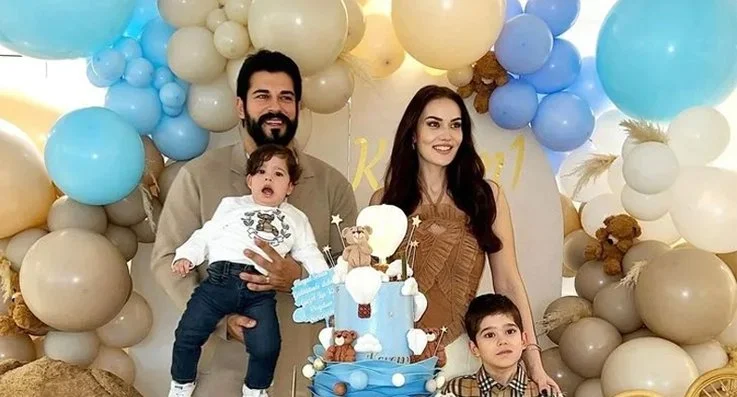 Burak Özçivit ve Fahriye Evcen çifti Beykoz'da 4 katlı 900