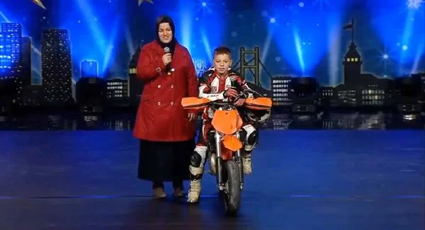 Motosiklet sporuna meraklı bir ailenin çocuğu olan Beykozlu Yiğit Fazlı