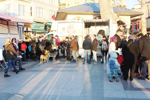 Beykoz, 18 aylık ‘Ferah Bebek’ için kenetlendi… Sosyal medyadan başlatılan