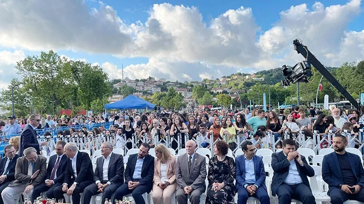 Beykoz’da Kiraz Festivali coşkuyla başladı... Canlı Yayın 2 fes beykoz 3 HUry1 wDN6