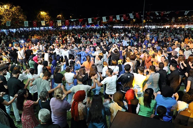 Beykoz Çayır Festivalinde Kars Ardahan Iğdır 2 festival beyk X1jvamT v