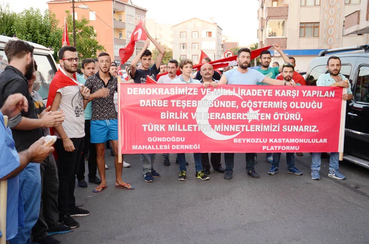 Dün gece FSM Köprüsü'nün kısa sürede trafiğe açılmasını sağlayan Beykozlular,