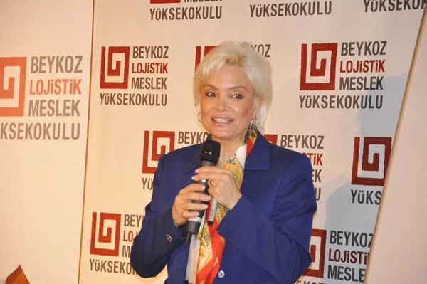 Türkiye’nin en önemli ve en deneyimli haber spikeri Gülgün Feyman,