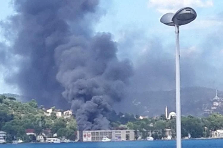 Beykoz'da eski bir kundura fabrikasının bulunduğu bölgede yangın çıktığı bildirildi.