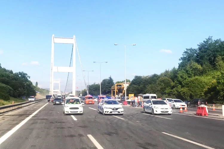Beykoz Kavacık'taki trafiği adeta çileye dönüştüren Fatih Sultan Mehmet Köprüsü'ndeki