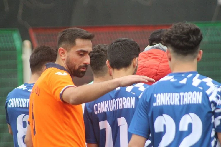 Türkiye'de futbola olan ilginin ne derece büyük ve yüksek olduğunu