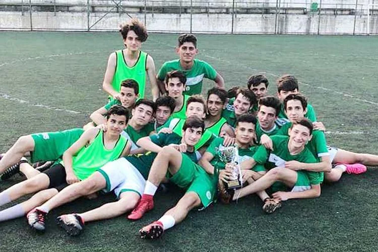 Beykoz’un 2017-18 sezonunda en başarılı amatör spor kulüplerinden olan Gümüşsuyuspor,