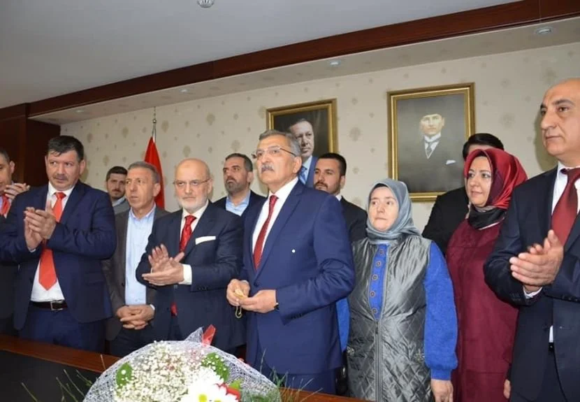 gaye090520 bNqtXuUBtm